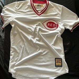 Reds baseball jersey